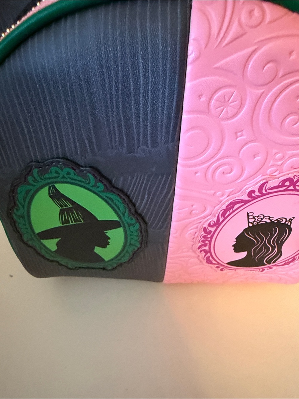 Loungefly Universal Wicked Glinda & Elphaba Mini Backpack - New! - Picture 9 of 14